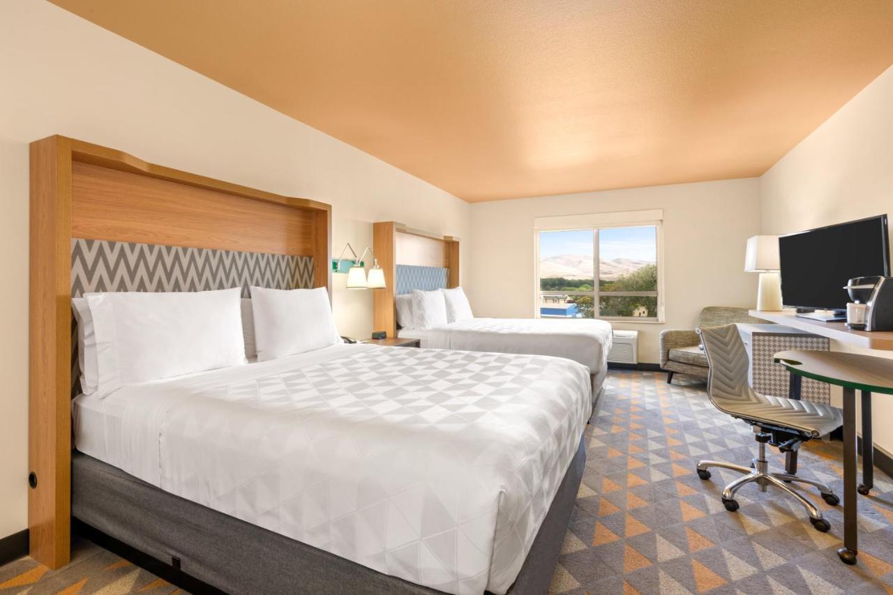 Holiday Inn Yakima By Ihg Buitenkant foto